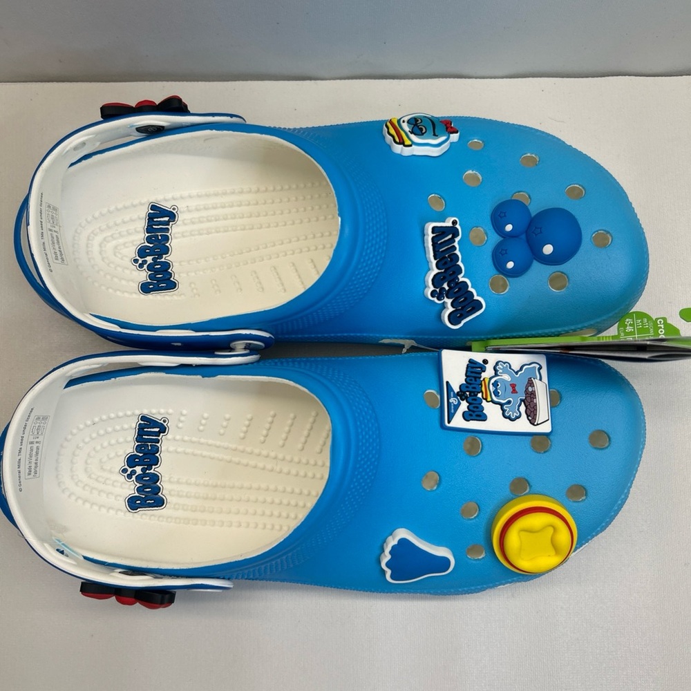 Crocs Classic Boo Berry General Mills White Blue Clog 208855-100 Men’s Sz 11 NEW